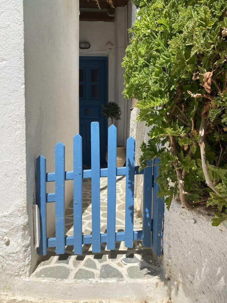 Outdoor areas 3 — Yiayia's Place Folegandros