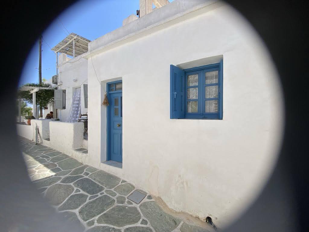 Outdoor areas 5 — Yiayia's Place Folegandros