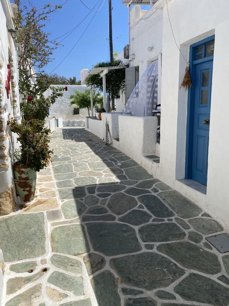 Outdoor areas 9 — Yiayia's Place Folegandros